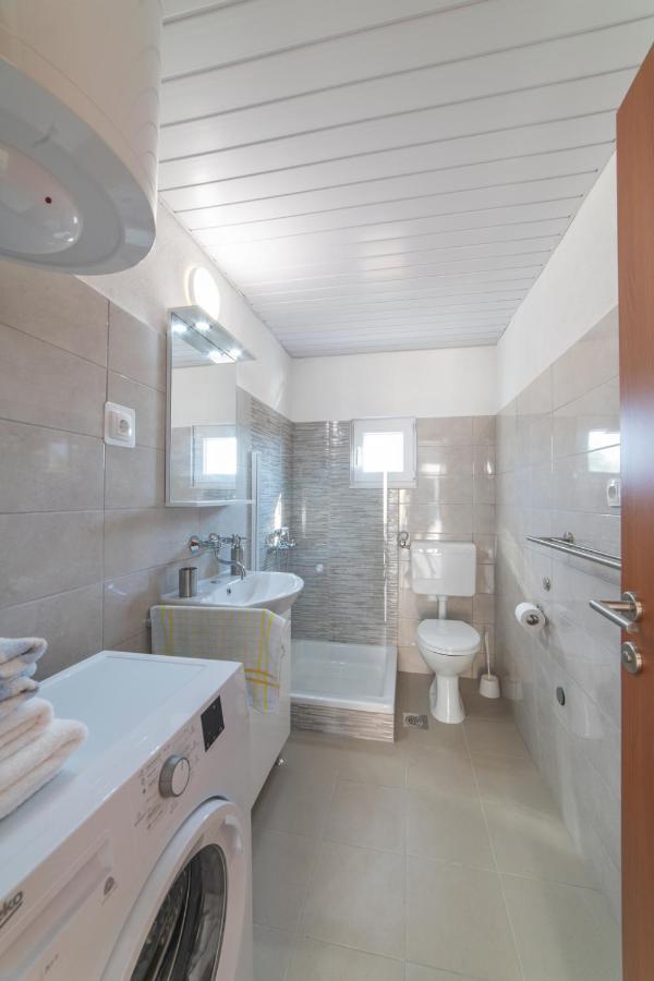 Holiday Home Sego With Private Pool Veliki Brocanac Екстериор снимка