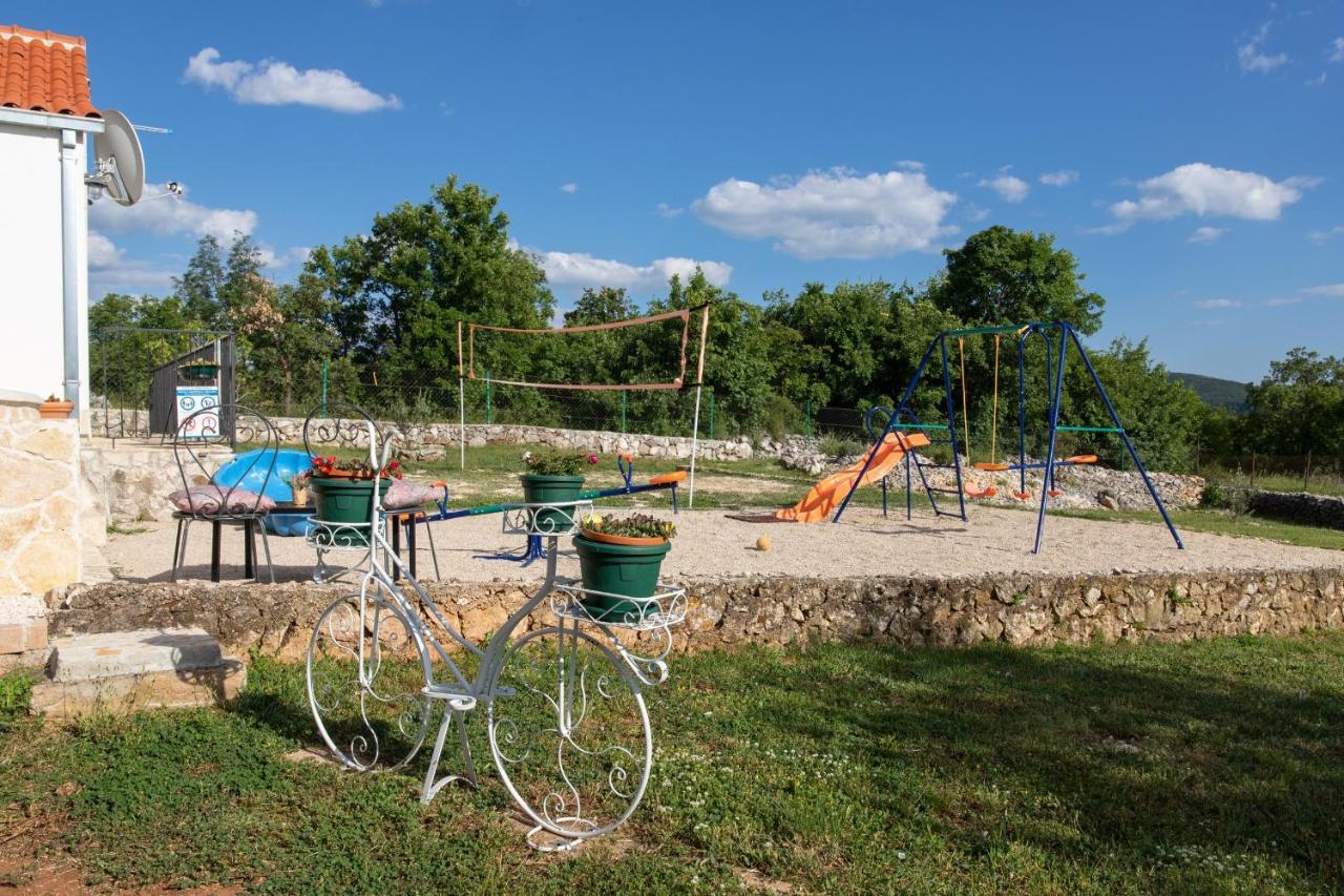 Holiday Home Sego With Private Pool Veliki Brocanac Екстериор снимка